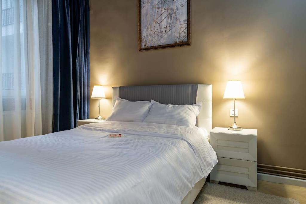 Modern - Central Apartment บูคาเรสต์ ภายนอก รูปภาพ